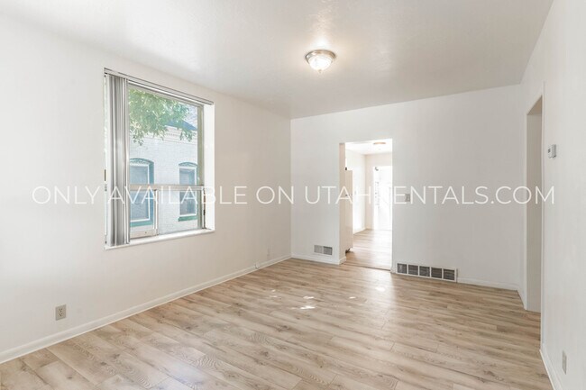 Foto del edificio - 235 N 8th W