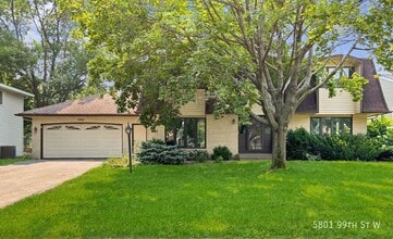 Building Photo - 5801 W 99th St