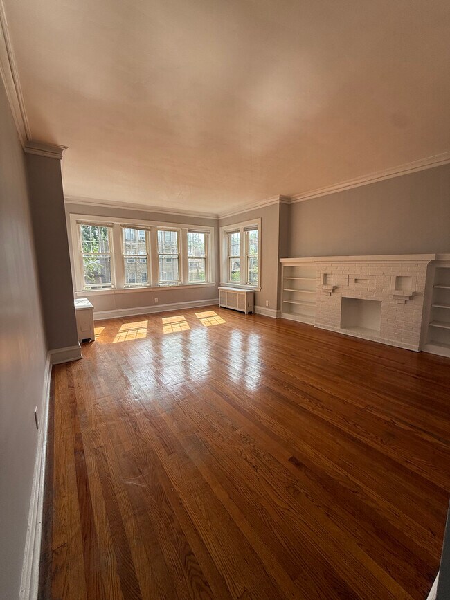 Foto del edificio - 6322 N Talman Ave