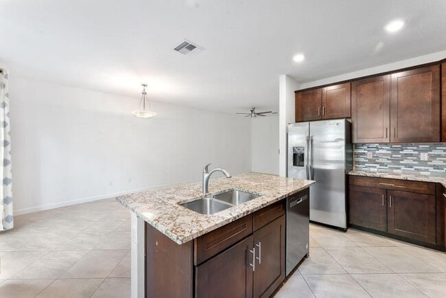 Building Photo - 12756 Anthorne Ln