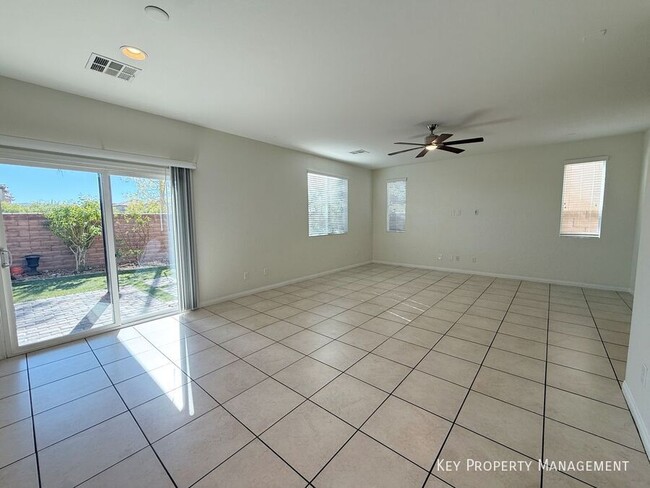 Building Photo - 7769 Britton Rose Dr