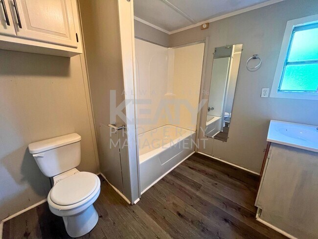 Foto del edificio - 2 Bedroom, 1 Bathroom Rental Home Now Avai...