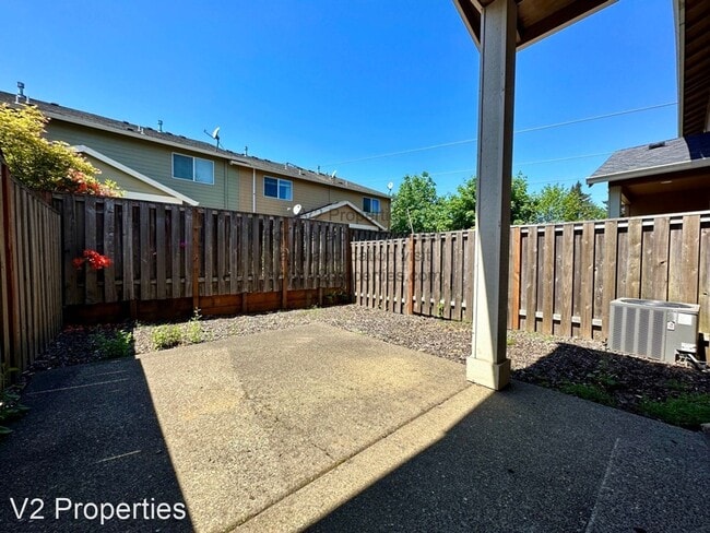 Building Photo - 3 br, 2.5 bath House - 19941 Capital Ct