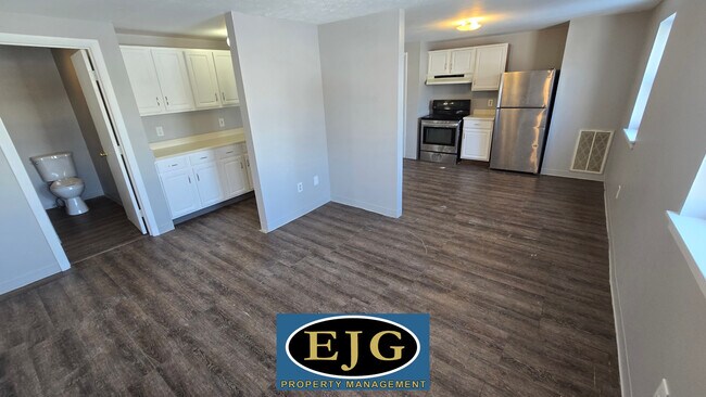 Foto del edificio - 26 Ledge St