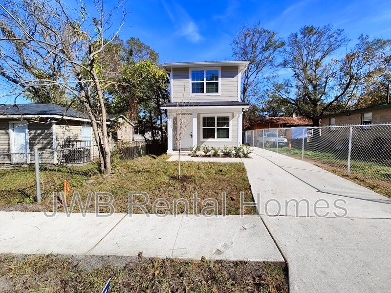 Primary Photo - 869 Line St