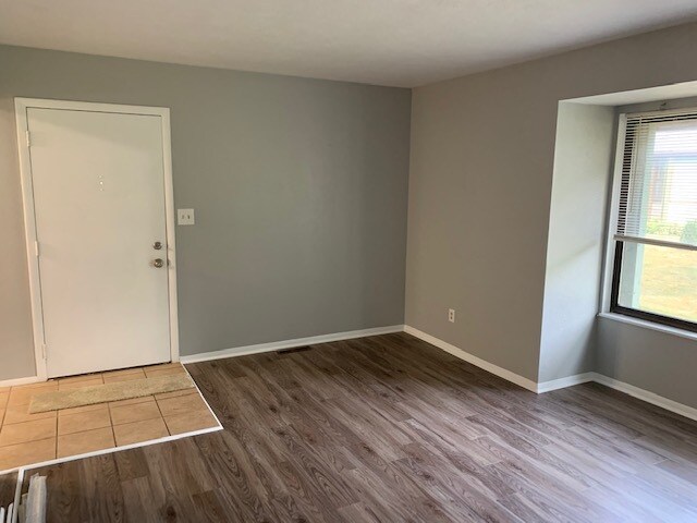 Foto del edificio - 52152 Friars Ct