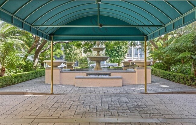 Building Photo - 11500 San Vicente