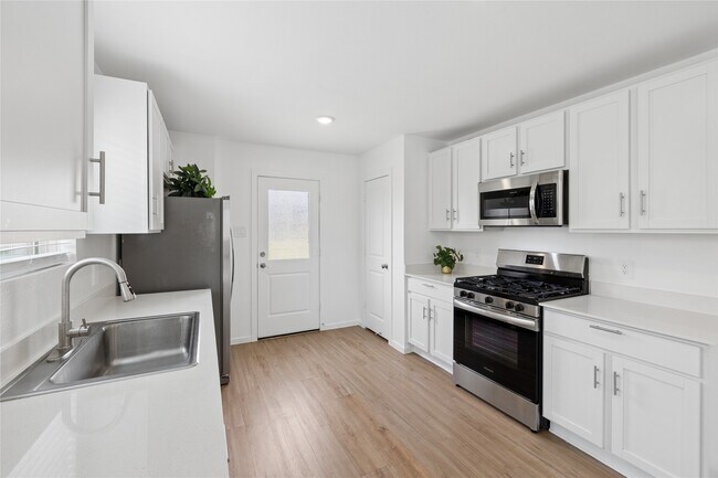 Building Photo - 2621 Castille Vly Pl