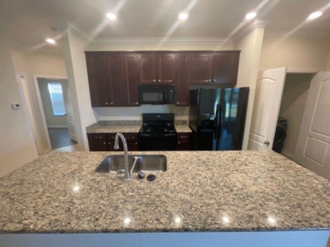 Building Photo - 5003 Brickwood Rise Dr