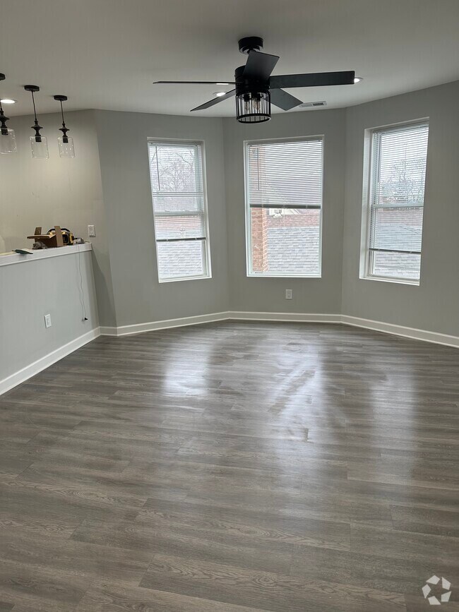 South Side Apartments for Rent Chicago, IL 5 Rentals