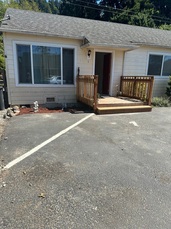 Foto del edificio - 755 NW 5th St