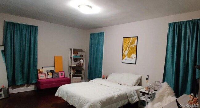 Foto del edificio - 155-01 90th Ave