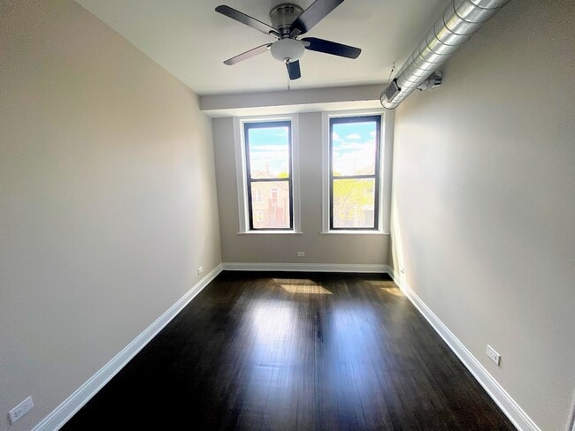 Foto del edificio - 1726 W 19th St