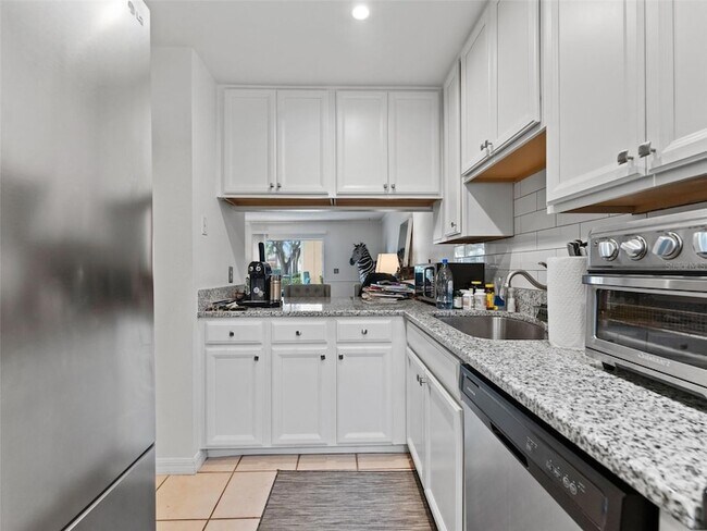 Foto del edificio - 4507 S Oak Dr