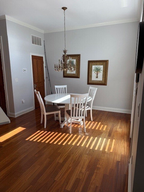 Building Photo - 414 E Bay St