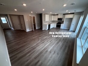 Building Photo - 5136 Stable View Dr