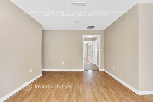 Foto del edificio - 2800 Clearfield Ave