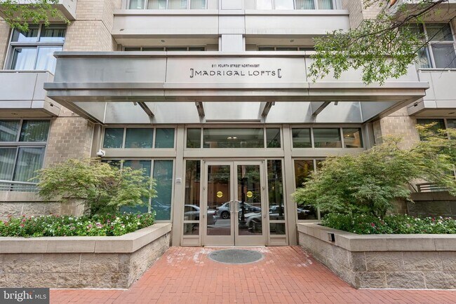 Foto del edificio - 811 4th St NW