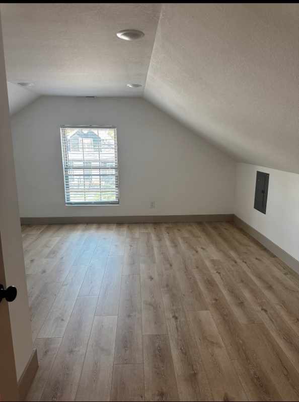 Building Photo - 308 W Worley St