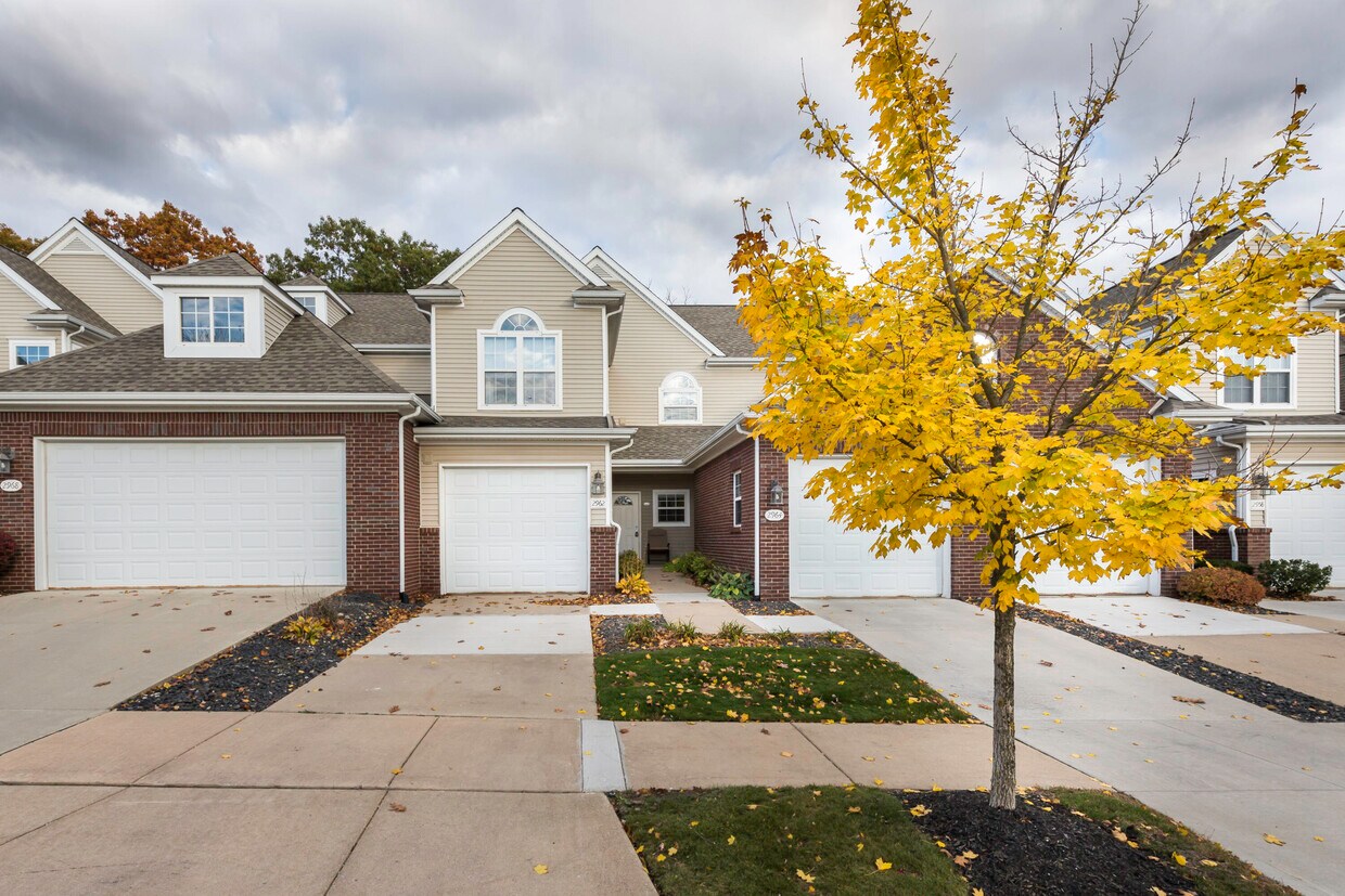 Foto principal - 2962 Hunley Dr