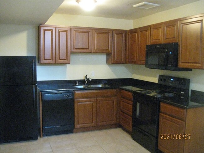 1551 Building - 1551 Building Apartment