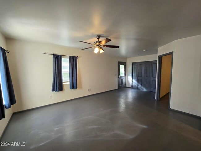 Foto del edificio - 2302 N 36th St