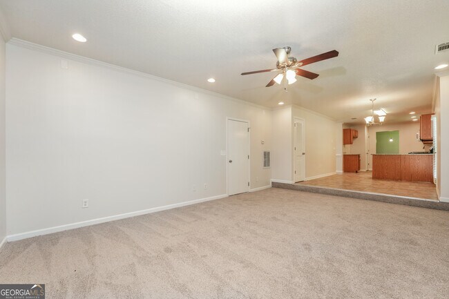 Building Photo - 1902 Boulder Gate Dr