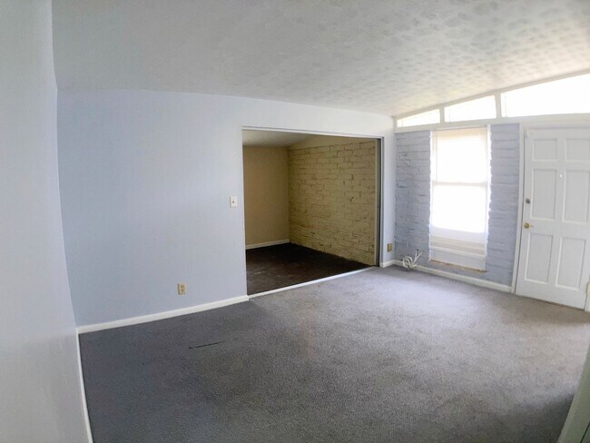 Foto del edificio - Charming Home in Established Jacksonville ...