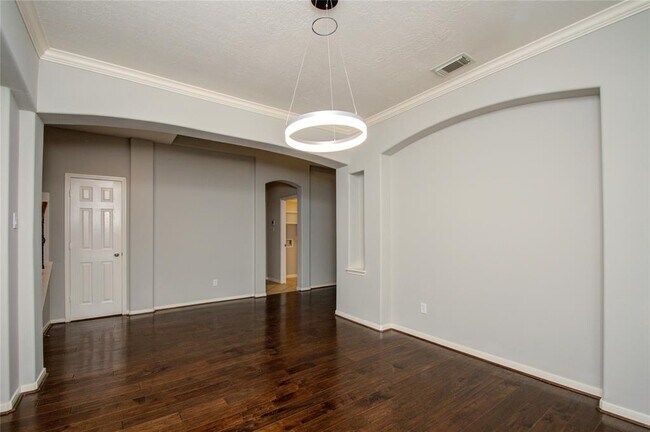 Foto del edificio - 6411 Hope Wood Mills Dr