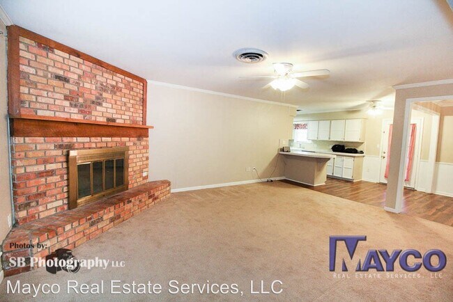 Building Photo - 4 br, 2 bath House - 1211 Manor Pl.