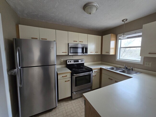 Foto del edificio - 1022 Wood Creek Dr