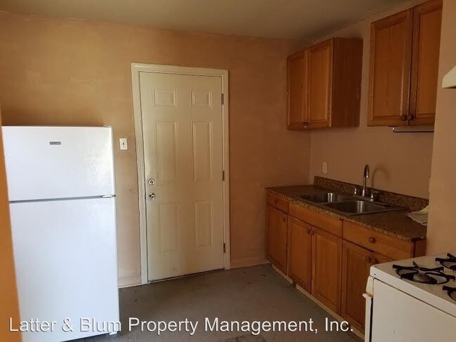 Building Photo - 6057 Vermillion Blvd