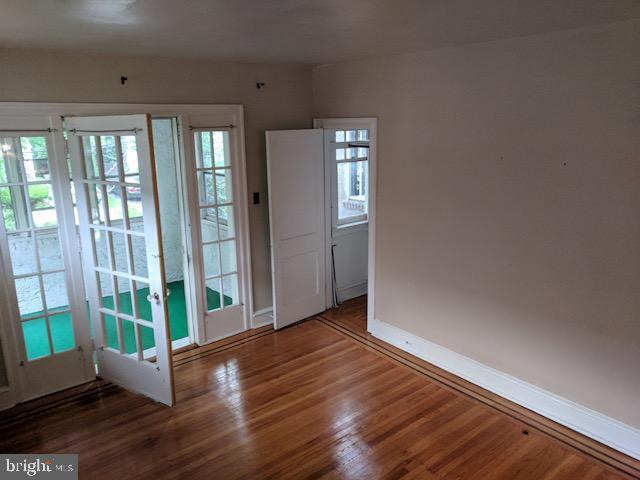 Building Photo - 208 W Wayne Ave