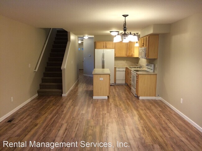 Building Photo - 2724-2730 SE 87th Ave