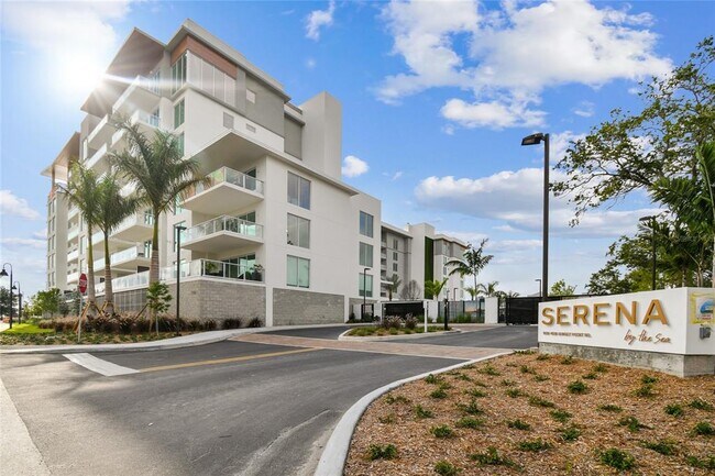 Foto del edificio - 1020 Sunset Point Rd