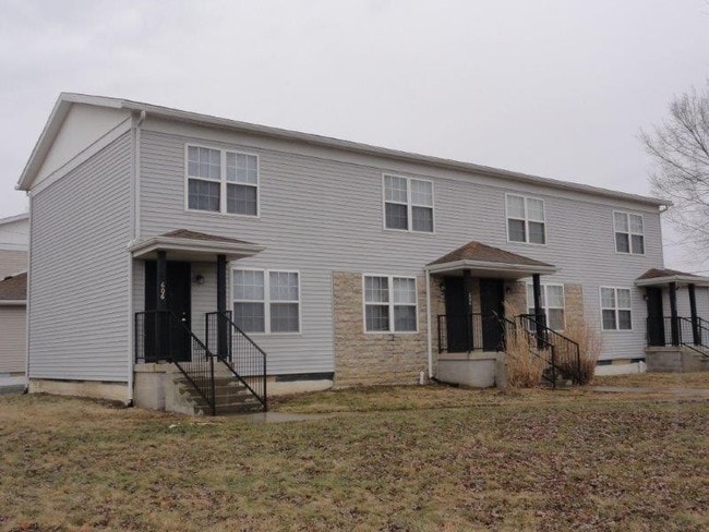 Building Photo - Waterford Townhomes