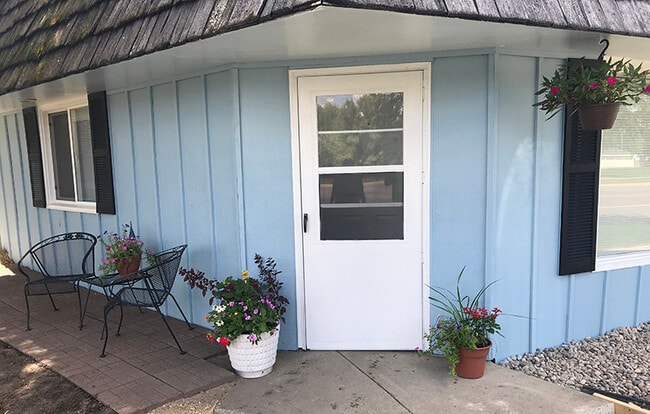 Apartment A - 101 Parkway Ave Townhome