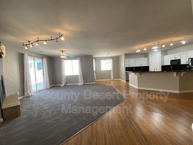 Building Photo - 83670 Leeds Ct