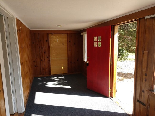 Sun Room - 2235 S FRANKLIN ST