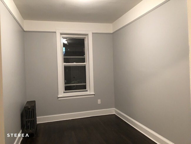 Foto del edificio - 2450 27th St