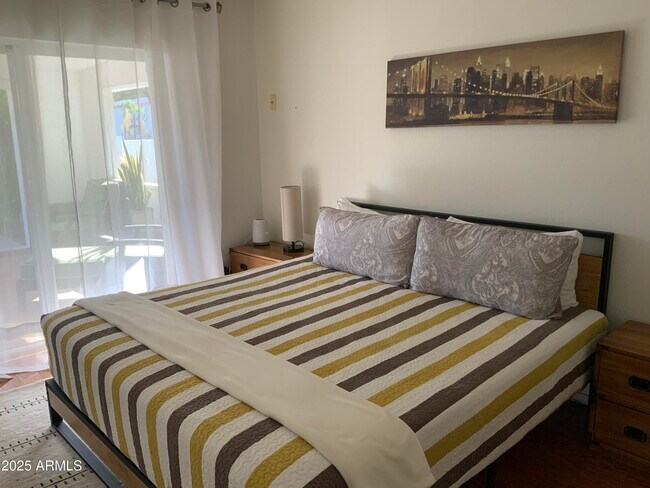 Foto del edificio - 13832 N 32nd St