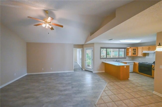 Building Photo - 138 Dalton Cody Dr