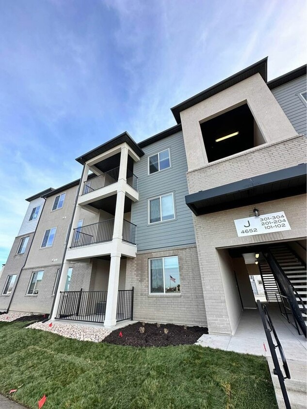 4652 Proximo Dr Unit J304, Herriman, UT 84096 Condo for Rent in