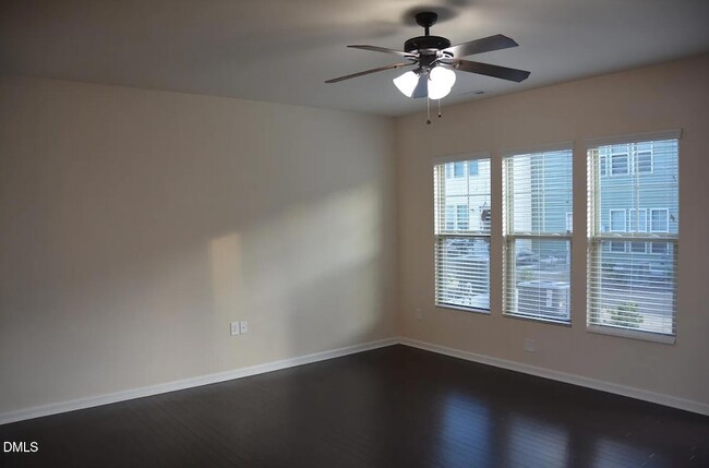 Building Photo - 102 Brier Crossings Loop