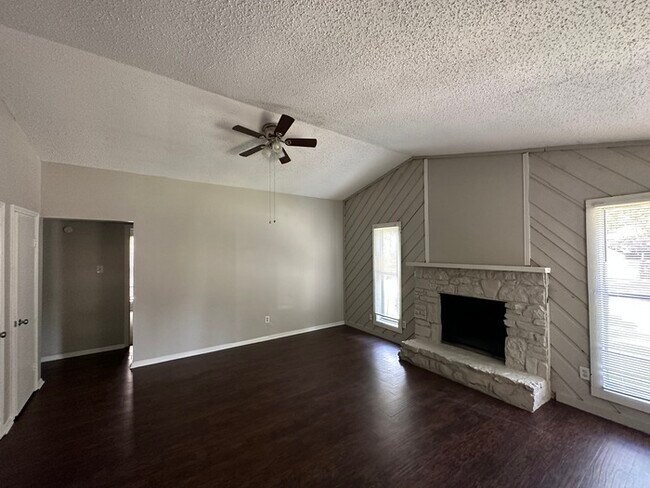 Building Photo - 4230 Runningbrook - Available Now!