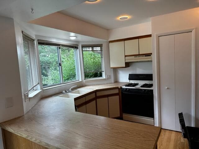Foto del edificio - 7356 Hedgerow Ct
