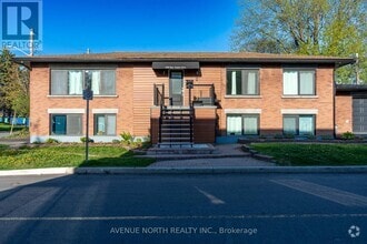 Building Photo - 199-199 Ste-Anne Ave.