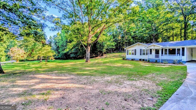 Building Photo - 3625 Looper Lake Rd