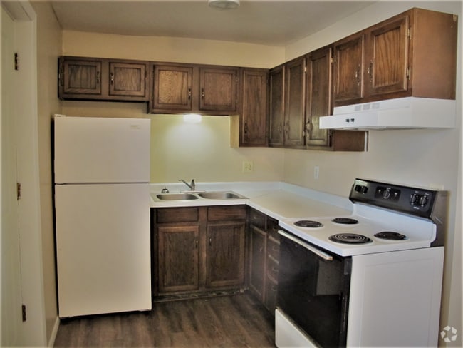 Building Photo - 703 Silverbow Ave
