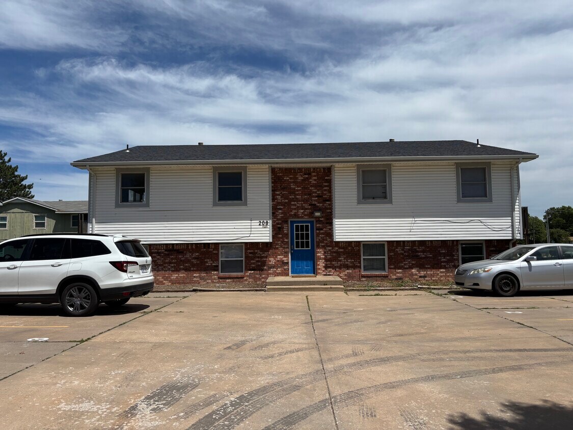 Foto principal - 208 N Brunswick St